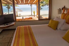 Punta Sal Suites & Bungalows Resort