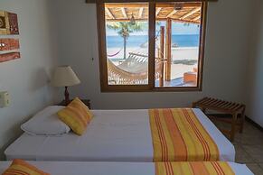 Punta Sal Suites & Bungalows Resort
