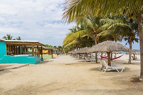 Punta Sal Suites & Bungalows Resort