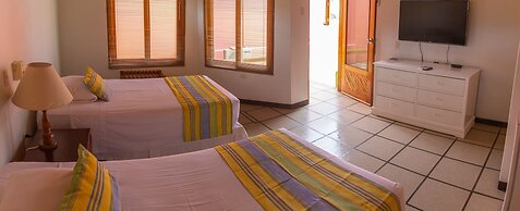 Punta Sal Suites & Bungalows Resort