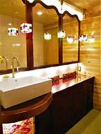 Dyeing and Hostel NAKASHIMAYA - Caters to Women