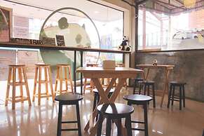 Mad Panda Hostel