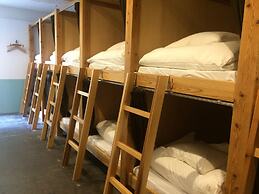 HafH Fukuoka THE LIFE - Hostel