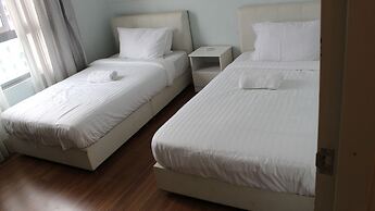 Peaceful Service Suites at Taragon Puteri Bintang