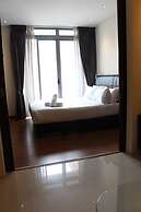 Peaceful Service Suites at Taragon Puteri Bintang