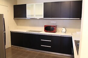 Peaceful Service Suites at Taragon Puteri Bintang