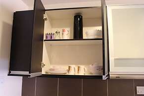 Peaceful Service Suites at Taragon Puteri Bintang