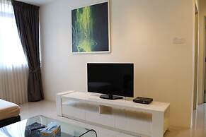 Peaceful Service Suites at Taragon Puteri Bintang