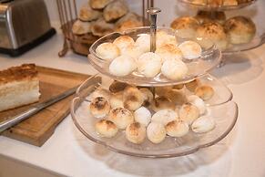 Kep Bay Hotel & Resort