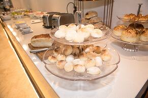 Kep Bay Hotel & Resort