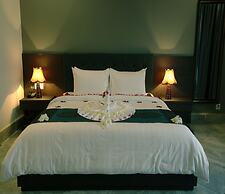 Kep Bay Hotel & Resort