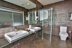 Kep Bay Hotel & Resort