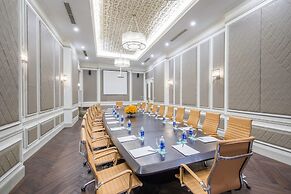 Melia Vinpearl Cam Ranh Beach Resort