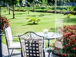 Melia Vinpearl Cam Ranh Beach Resort