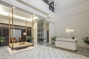 Melia Vinpearl Cam Ranh Beach Resort