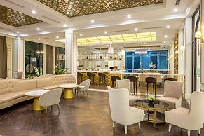 Melia Vinpearl Cam Ranh Beach Resort