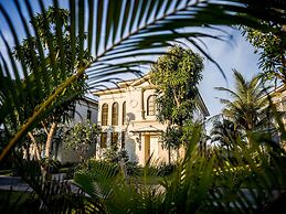 Melia Vinpearl Cam Ranh Beach Resort