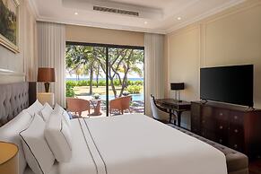Melia Vinpearl Cam Ranh Beach Resort