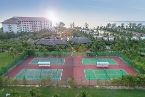 Melia Vinpearl Cam Ranh Beach Resort