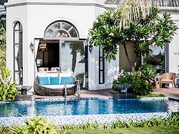 Melia Vinpearl Cam Ranh Beach Resort