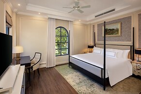 Melia Vinpearl Cam Ranh Beach Resort