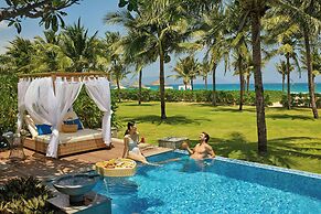 Melia Vinpearl Cam Ranh Beach Resort