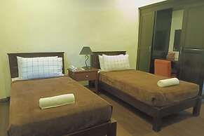 Jo Carter's Hotel and Suites Angeles City