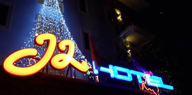 J2 Hotel