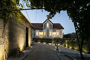 Quinta de S. Bernardo Winery & Farmhouse