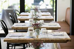 Quinta de S. Bernardo Winery & Farmhouse