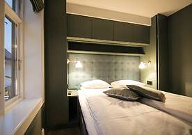 Home Again Nygata 16