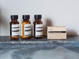 Wm. Mulherin's Sons Hotel