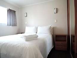 Anzac Court Motel