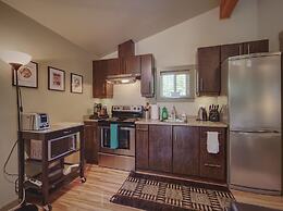 Handsome Dan's Port Renfrew