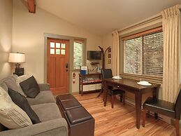 Handsome Dan's Port Renfrew