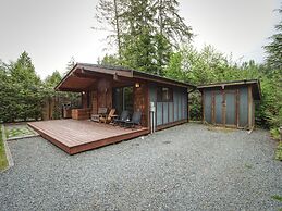 Handsome Dan's Port Renfrew