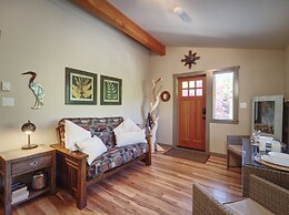 Handsome Dan's Port Renfrew