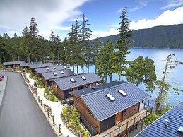 Handsome Dan's Port Renfrew