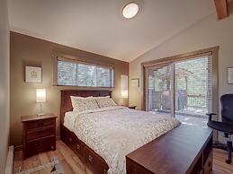 Handsome Dan's Port Renfrew