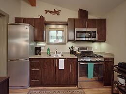 Handsome Dan's Port Renfrew