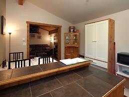 Handsome Dan's Port Renfrew