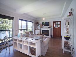 Handsome Dan's Port Renfrew