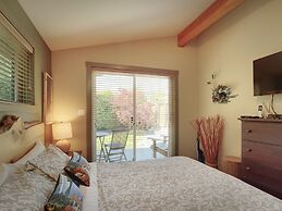 Handsome Dan's Port Renfrew