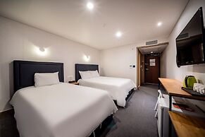 Sunrise Hotel Seopjikoji