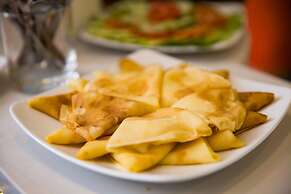 Holiday Emerald Hotel