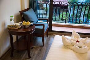 Holiday Emerald Hotel