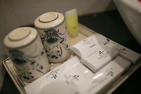 Holiday Emerald Hotel