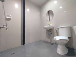 One Serenata Hotel Bacoor