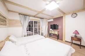 Red Windmill Pension