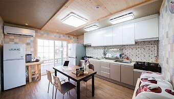 Red Windmill Pension